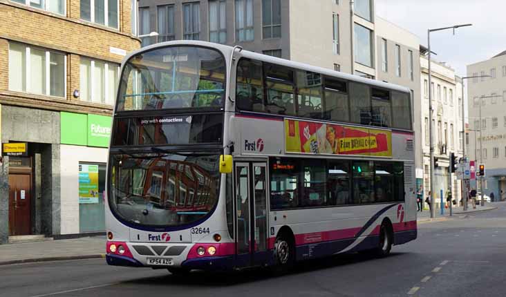 First Leicester Volvo B7TL Wright Eclipse Gemini 32644